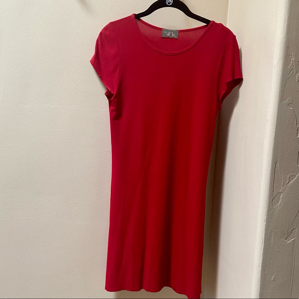 Red short sleeve  dress